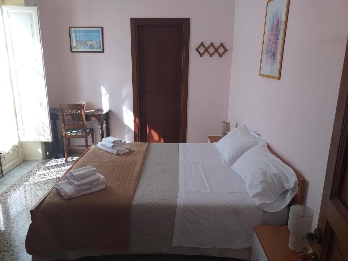 B&B Batara - "La Terrazza Del Centro" Agrigento Eksteriør billede
