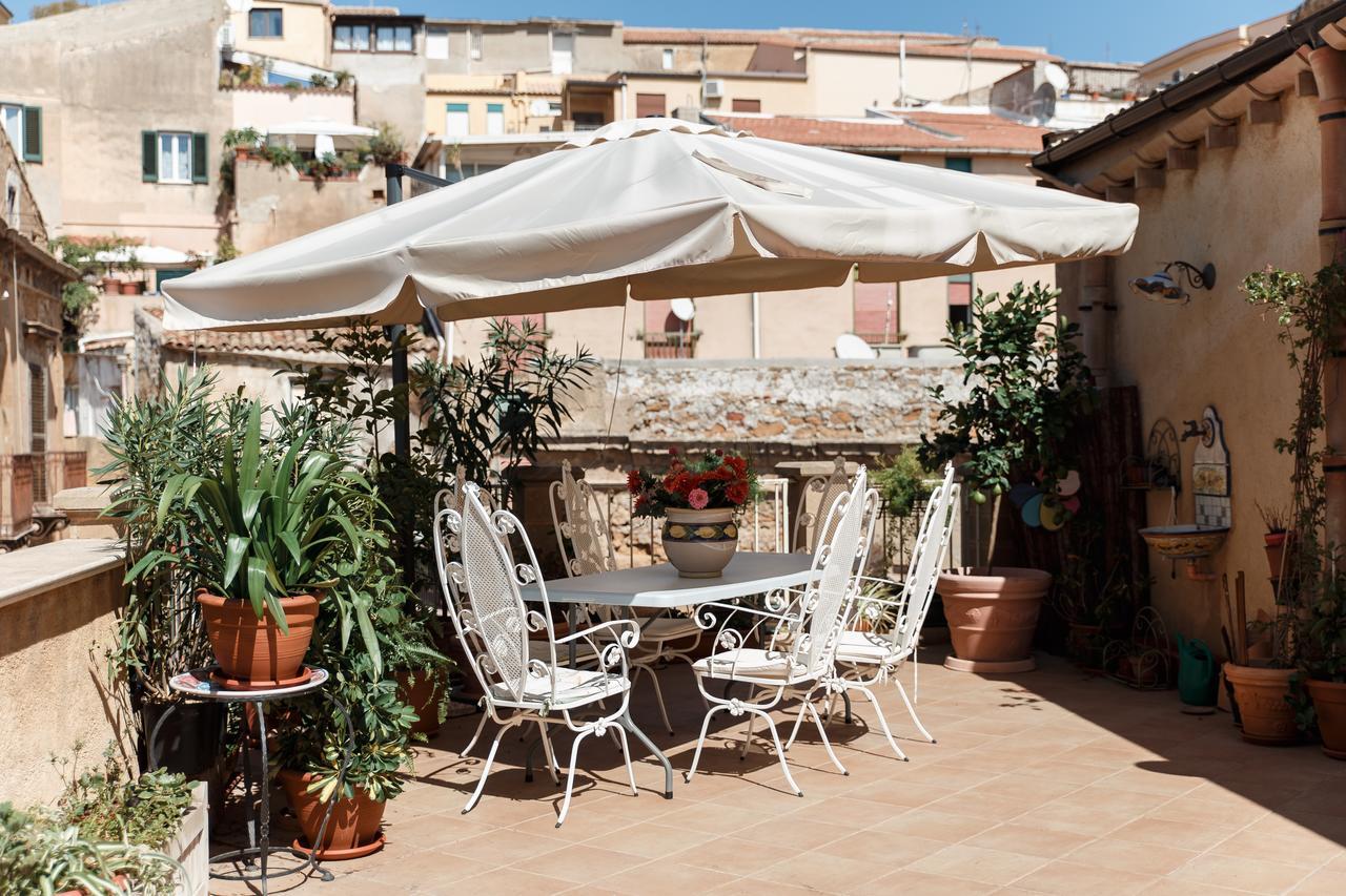 B&B Batara - "La Terrazza Del Centro" Agrigento Eksteriør billede